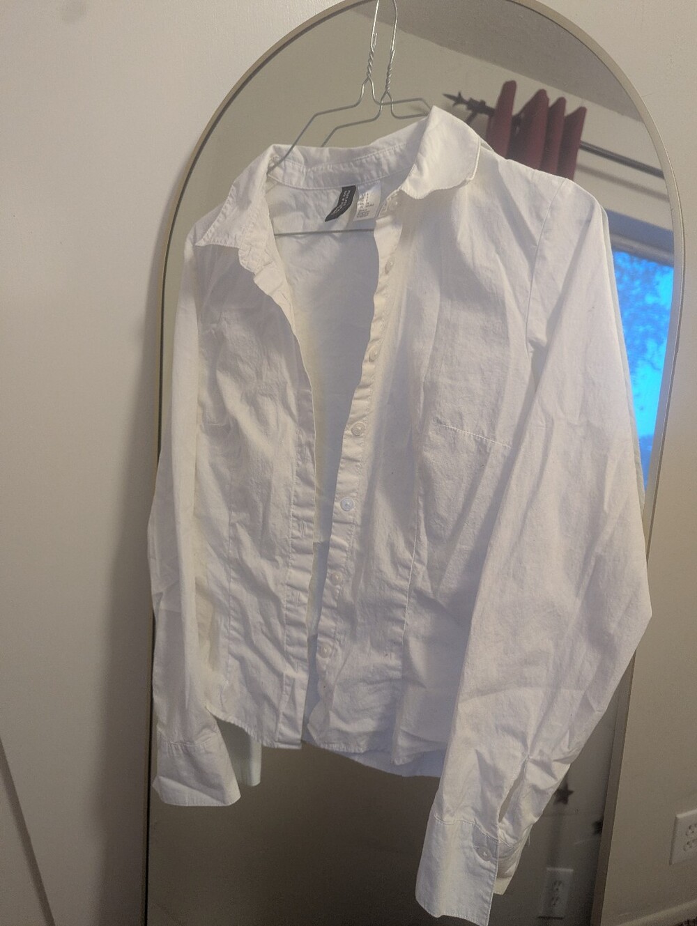 Basic White Button Up - Picture 5 of 8